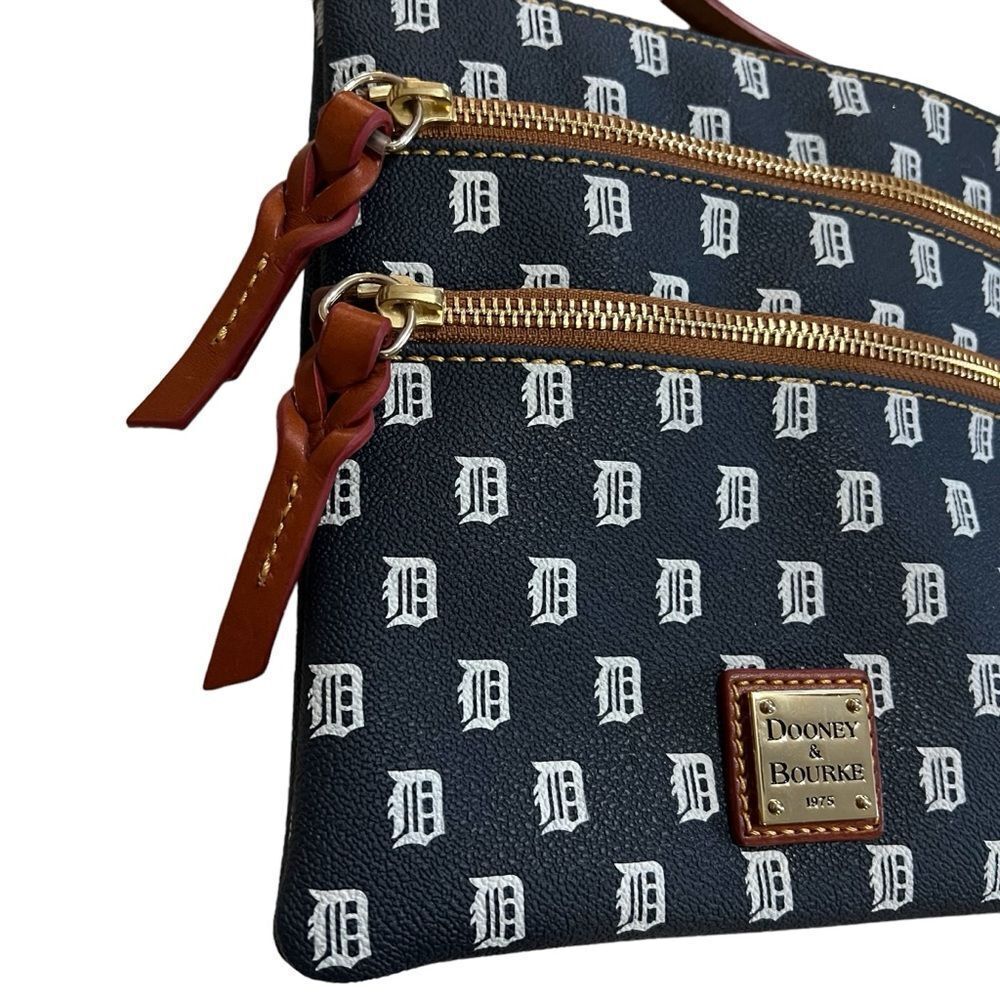 Dooney & Bourke Detroit Tigers North South Triple Zip Crossbody Bag - Picture 13 of 13
